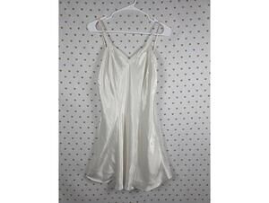 Victorias Secret GOLD LABEL Vintage White Medium Silky Slip Dress Lingerie MED